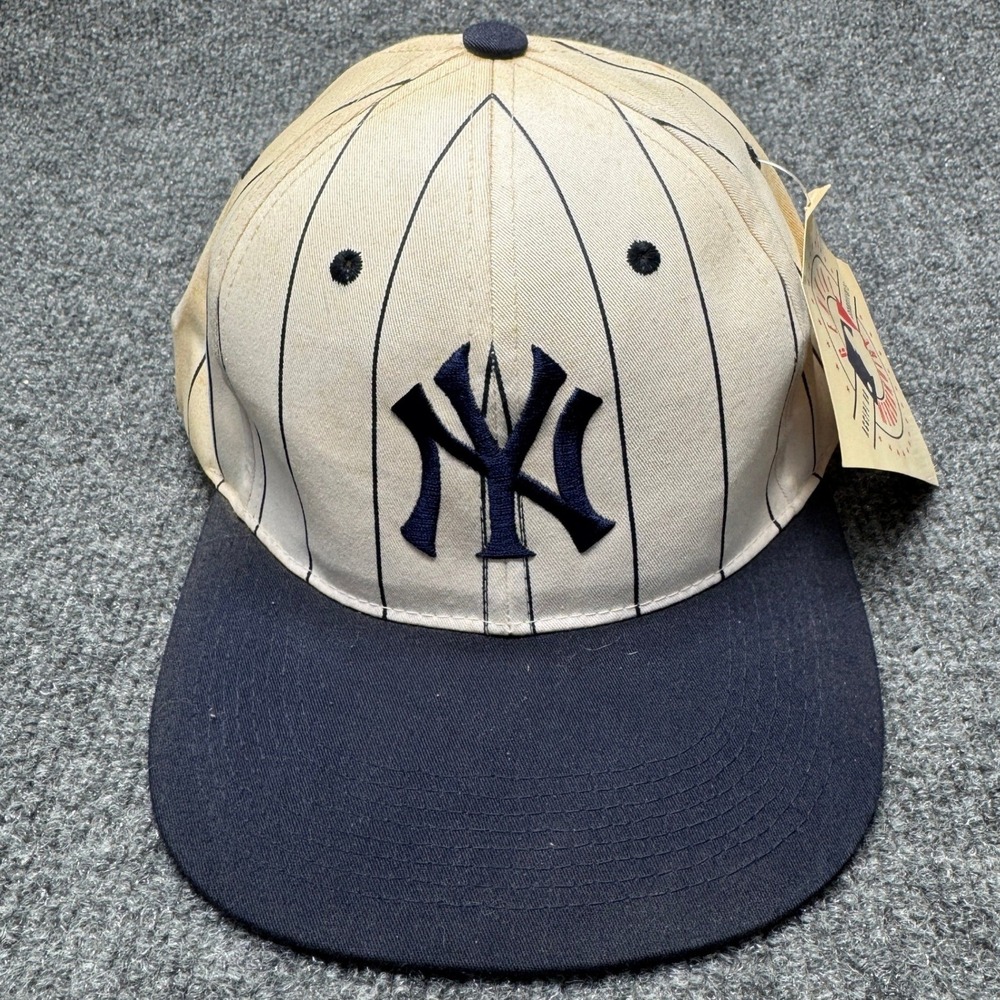 New York Yankees Drew Pearson Snapback Mens OSFM White Blue Pinstripe Vintage